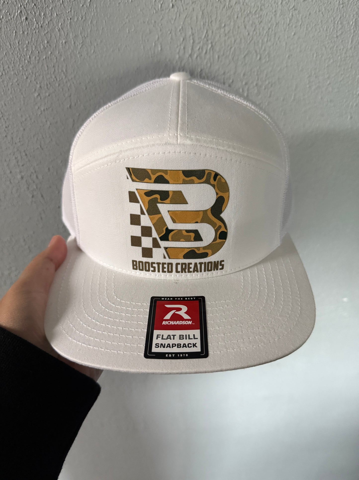 Richardson 7 Panel All White with Camo Logo